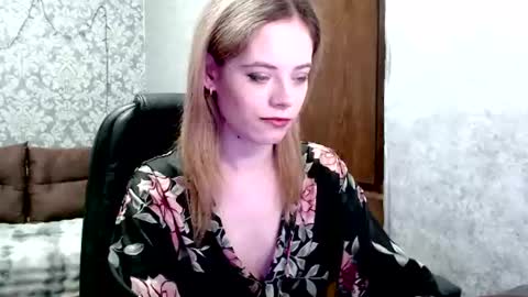 Snapshot of dana_smilex chatting on 07/09/26, 07:40 Dana SmileX online show from 07/09/26, 07:40
