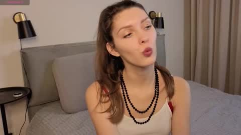 danaaddams online show from 11/19/25, 08:31