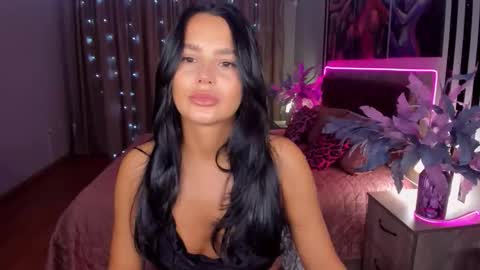 DanaMiers online show from 10/21/25, 03:40