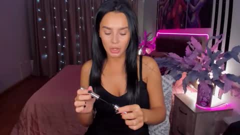 DanaMiers online show from 10/24/25, 04:09