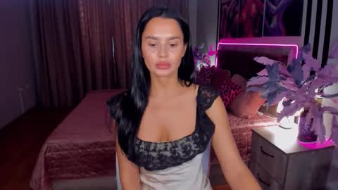 DanaMiers online show from 11/22/25, 07:07