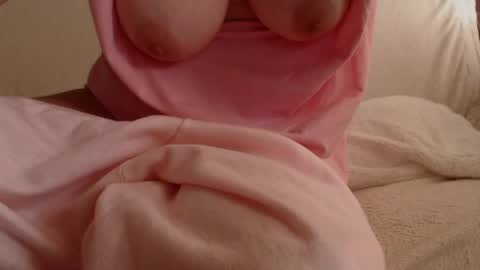 Daniella online show from 12/19/24, 10:13