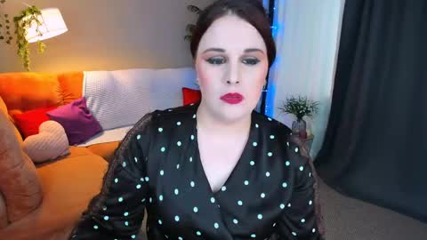 Olivia online show from 05/18/26, 10:10
