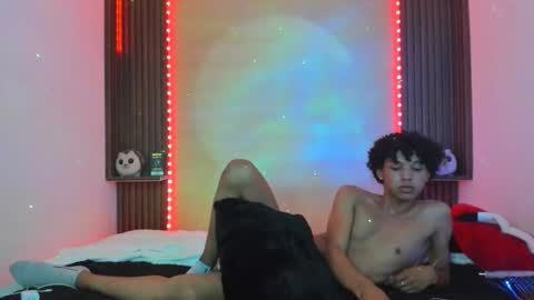 Snapshot of dandywolf_ chatting on 12/03/24, 06:15 Dandy wolf online show from 12/03/24, 06:15