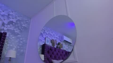 Snapshot of danee_19 chatting on 02/11/26, 11:15 Daniela online show from 02/11/26, 11:15