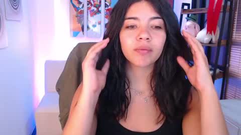Veronica online show from 07/14/26, 12:00