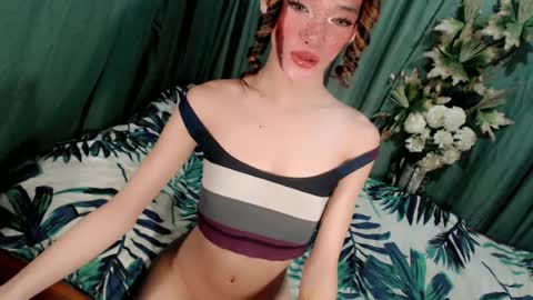 Snapshot of dangerouscock69_nica chatting on 06/13/26, 12:25 Nica online show from 06/13/26, 12:25