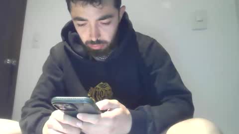 Snapshot of dani3l9905 chatting on 11/01/25, 03:52 dani3l9905 online show from 11/01/25, 03:52