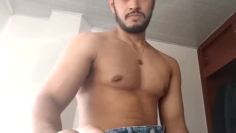 dani587378 online show from 01/29/25, 09:28