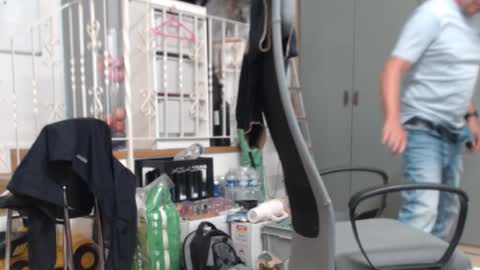 Snapshot of dani_alpina chatting on 09/19/25, 09:43 dani_alpina online show from 09/19/25, 09:43