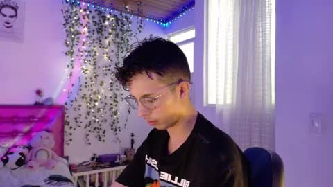 Snapshot of dani_dancer chatting on 04/30/26, 08:37 Dani Dancer online show from 04/30/26, 08:37