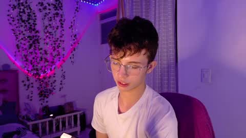 Snapshot of dani_dancer chatting on 05/15/26, 10:50 Dani Dancer online show from 05/15/26, 10:50