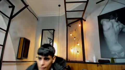 Snapshot of dani_mc chatting on 11/22/25, 11:53 dani_mc online show from 11/22/25, 11:53