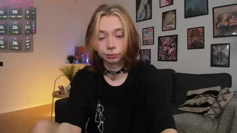 Daniel online show from 12/02/25, 04:02