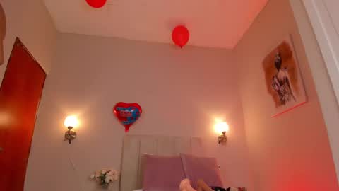 Snapshot of dani_skinny_ chatting on 02/16/25, 12:21 Hi I am Dani online show from 02/16/25, 12:21