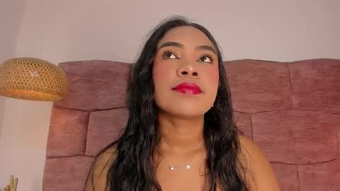 Snapshot of dani_velvet chatting on 11/04/25, 03:49 online show from 11/04/25, 03:49