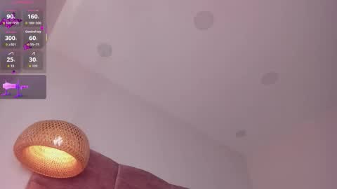 Snapshot of dani_velvet chatting on 02/20/26, 06:26 online show from 02/20/26, 06:26