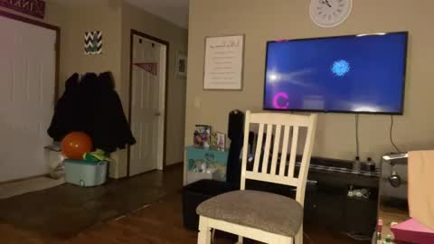 Dani Dragon online show from 12/08/24, 07:15