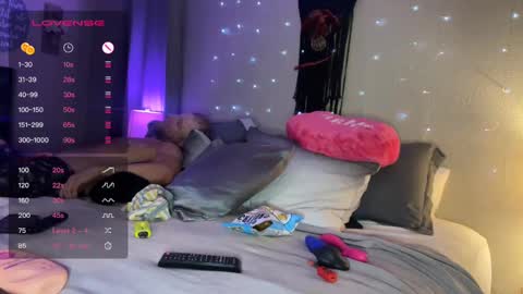 Dani Dragon online show from 12/12/24, 07:19