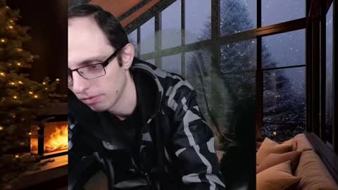 Snapshot of daniel9121 chatting on 12/18/24, 04:39 Daniel9121 online show from 12/18/24, 04:39