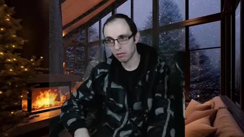 Snapshot of daniel9121 chatting on 12/19/24, 06:56 Daniel9121 online show from 12/19/24, 06:56