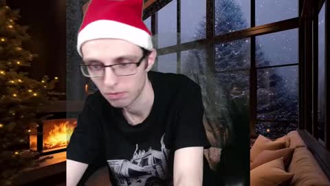 Snapshot of daniel9121 chatting on 12/26/24, 11:13 Daniel9121 online show from 12/26/24, 11:13