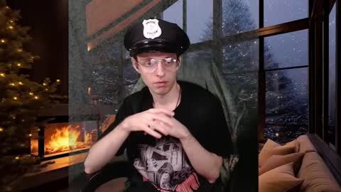 Snapshot of daniel9121 chatting on 01/08/25, 04:00 Daniel9121 online show from 01/08/25, 04:00