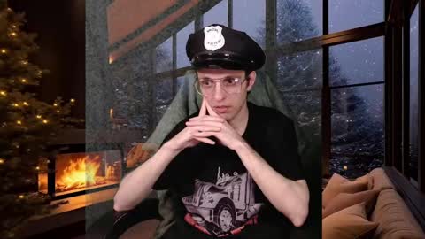 Snapshot of daniel9121 chatting on 01/08/25, 07:03 Daniel9121 online show from 01/08/25, 07:03