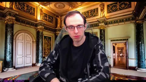 Snapshot of daniel9121 chatting on 02/12/25, 08:16 Daniel9121 online show from 02/12/25, 08:16