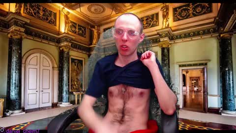 Snapshot of daniel9121 chatting on 03/10/25, 09:10 Daniel9121 online show from 03/10/25, 09:10