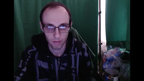 Snapshot of daniel9121 chatting on 02/06/26, 11:24 Daniel9121 online show from 02/06/26, 11:24