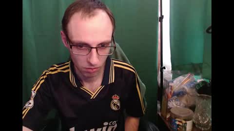 Snapshot of daniel9121 chatting on 02/24/26, 11:41 Daniel9121 online show from 02/24/26, 11:41