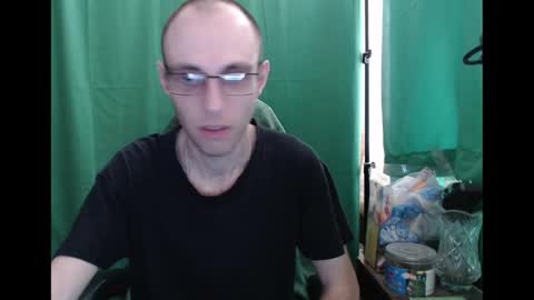 Snapshot of daniel9121 chatting on 03/11/26, 10:43 Daniel9121 online show from 03/11/26, 10:43