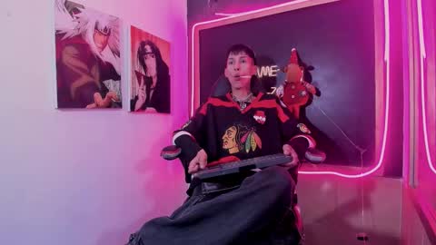 daniel_deluc77 online show from 12/22/25, 02:41