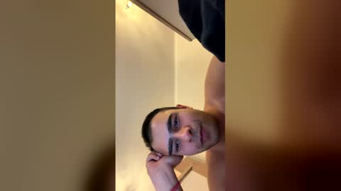 Snapshot of daniel_ice chatting on 03/24/26, 08:14 Daniel online show from 03/24/26, 08:14