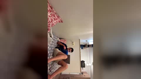 Snapshot of daniel_ice chatting on 03/25/26, 05:08 Daniel online show from 03/25/26, 05:08