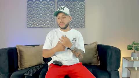 Snapshot of daniel_kingxxx chatting on 02/28/26, 12:50 daniel_kingxxx online show from 02/28/26, 12:50