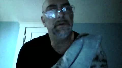 Daniel online show from 10/19/25, 09:59