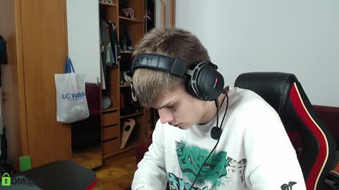 Snapshot of daniel_padalecki chatting on 12/10/24, 09:11 Daniel online show from 12/10/24, 09:11