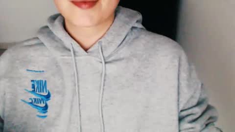 Snapshot of daniel_ruis16 chatting on 01/06/25, 02:03 daniel_ruis16 online show from 01/06/25, 02:03