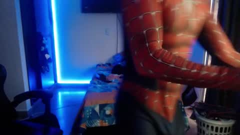 Daniel online show from 10/24/25, 09:22