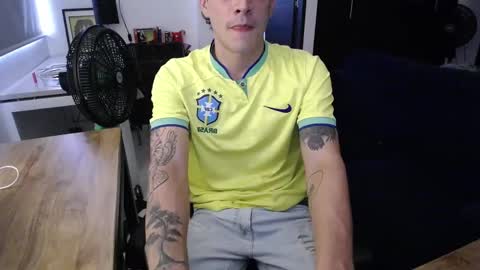 daniel_velez26 online show from 03/21/26, 06:22