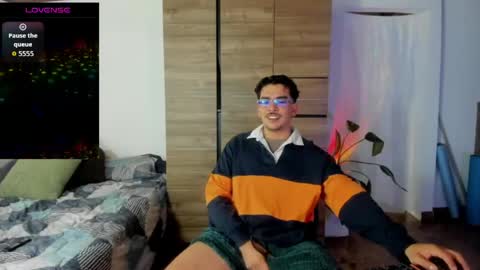 Snapshot of daniel_vianchi chatting on 04/29/26, 05:17 Dani online show from 04/29/26, 05:17