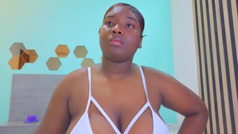 daniela_gil7 online show from 03/20/26, 12:10