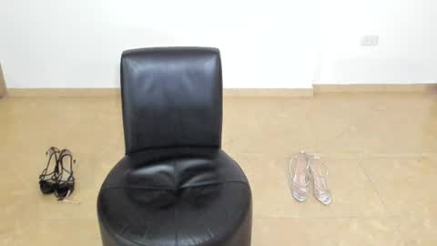 Snapshot of daniela_sexy34 chatting on 01/09/25, 01:18 daniela_sexy34 online show from 01/09/25, 01:18