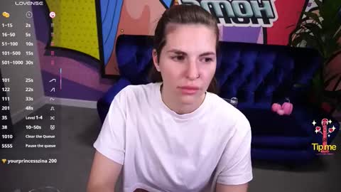 danielareign online show from 11/03/25, 05:58