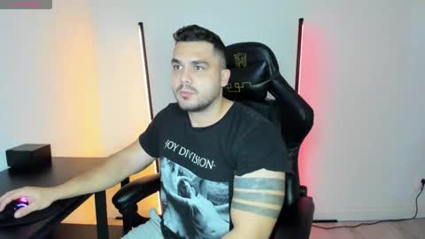 danielbateson online show from 10/14/25, 08:48