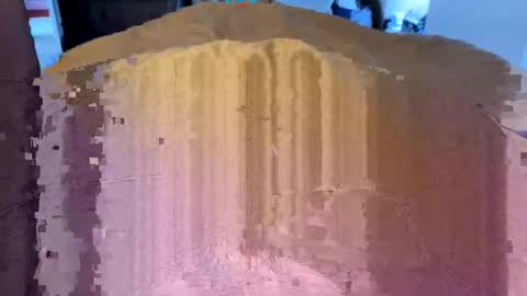 Snapshot of danielboki chatting on 02/25/25, 10:04 danielboki online show from 02/25/25, 10:04