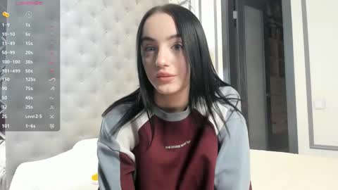 Mia online show from 12/20/25, 11:06