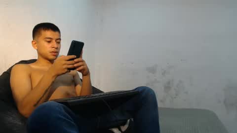 danielitopapii online show from 12/19/24, 02:35